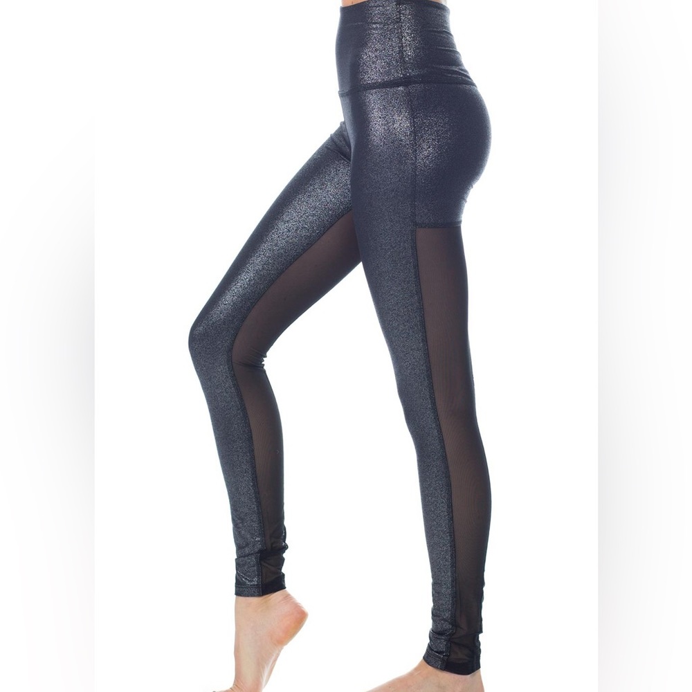 Beyond Yoga Shimmer and Shine Mesh Back Legging